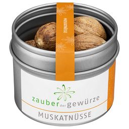 Zauber der Gewürze Muskatnüsse ganz
