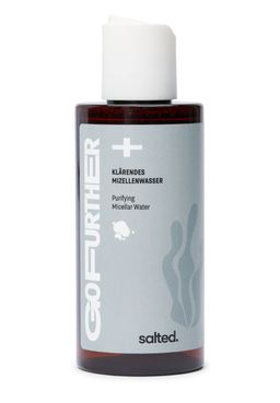 Klärendes Mizellenwasser