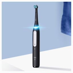 Oral-B iO Series 4 elekt. Zahnbürste schwarz