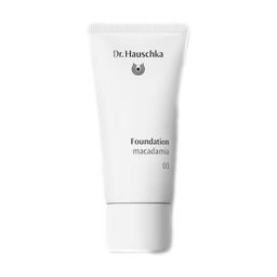 Dr. Hauschka Foundation 01 macadamia