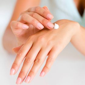 LABORATOIRES DE BIARRITZ® Schützende Bio-Handcreme