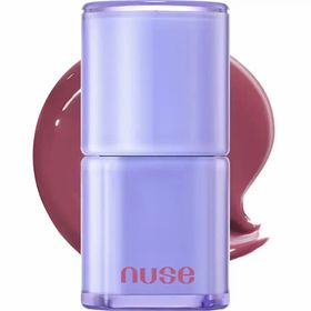 NUSE Care Liptual Lip Gloss 06 Fin Berry – Pflegender Lipgloss
