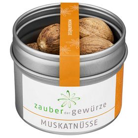 Zauber der Gewürze Muskatnüsse ganz
