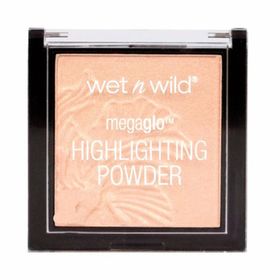 Wet n Wild Magaglo Highlighting Powder Precious Petals
