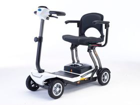 Invacare Scorpius Scooter weiß, manuell faltbar
