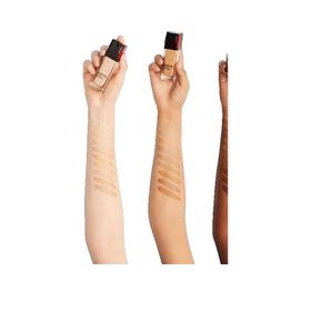 Shiseido Synchro Skin Radiant Lifting strahlendes flüssiges Make-up