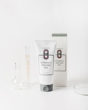 Yu.r Vitamin C Peeling – Porenreinigung mit Bambus & Centella, ohne Mikroplastik