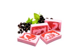 Nesbel Seife Schwarze Johannisbeere – kräftig & beerig | Glycerin & Ziegenmilch