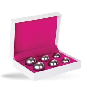 Lovelyness - Liebeskugeln aus Metall im 3er Set