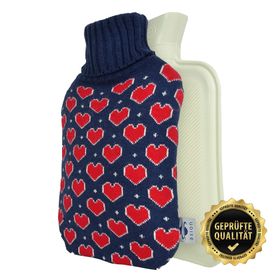 axion® Wärmflasche mit Bezug – in blauem Strick mit Herzen (33x20 cm)