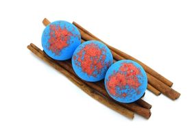 Badebombe Frische mit Traubenkernöl 1 Stück 125 g