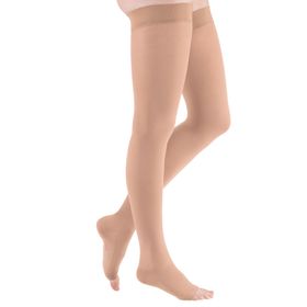 mediven comfort CCL2 AG Kompressionsstrümpfe kurz (62-71 cm) o. Fußpitze Noppenhaftband