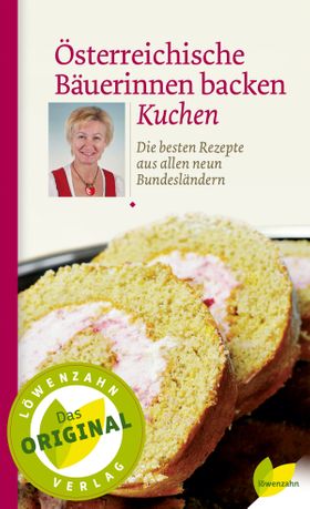Österreichische Bäuerinnen backen Kuchen