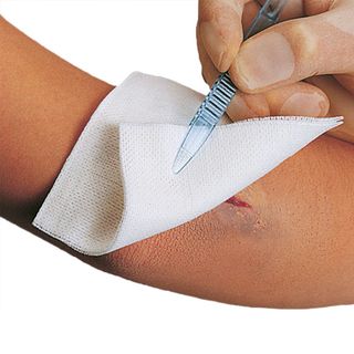 Vliwasoft® Vliesstoffkompresse 10 cm x 10 cm 4lagig unsteril