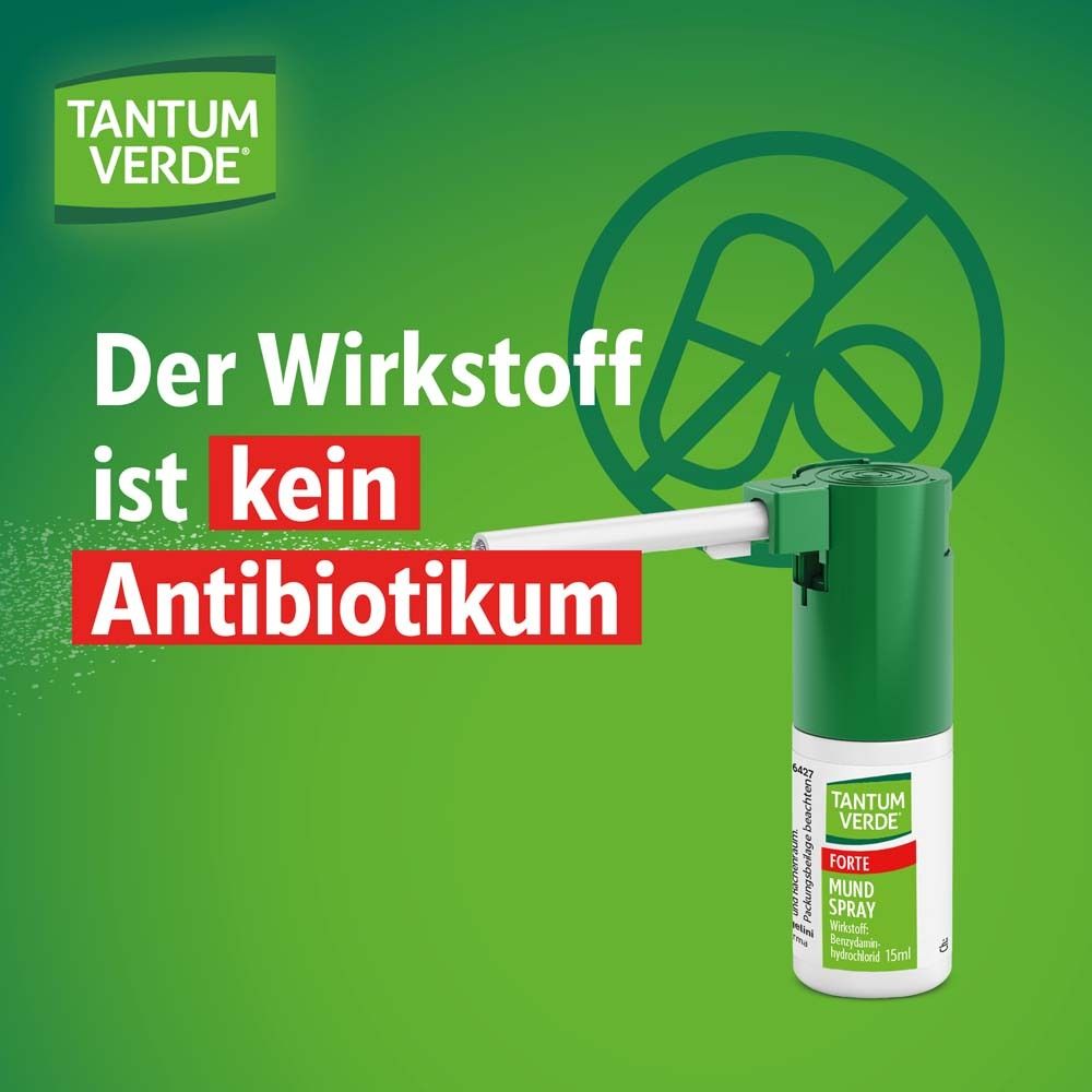 Grüner Hintergrund mit Text: Der Wirkstoff ist kein Antibiotikum. Spray-Abbildung. TANTUM VERDE Logo.