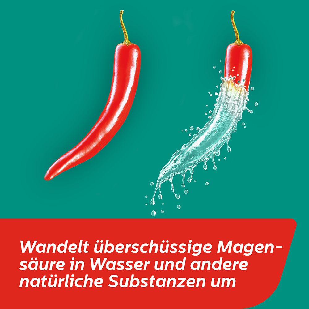 Chili-Schoten. Eine wird mit Wasser besprüht. Text: Wandelt überschüssige Magensäure in Wasser um.