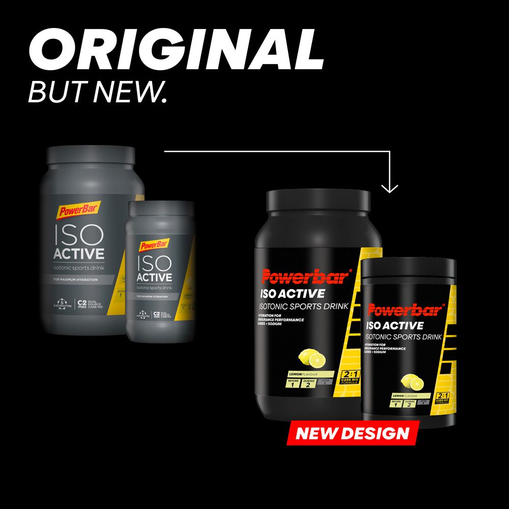Zwei Dosen PowerBar Isoactive, Zitrone. Schwarze Dosen mit gelben Akzenten. Aufschrift: Isoactive, isotonisches Sportgetränk.