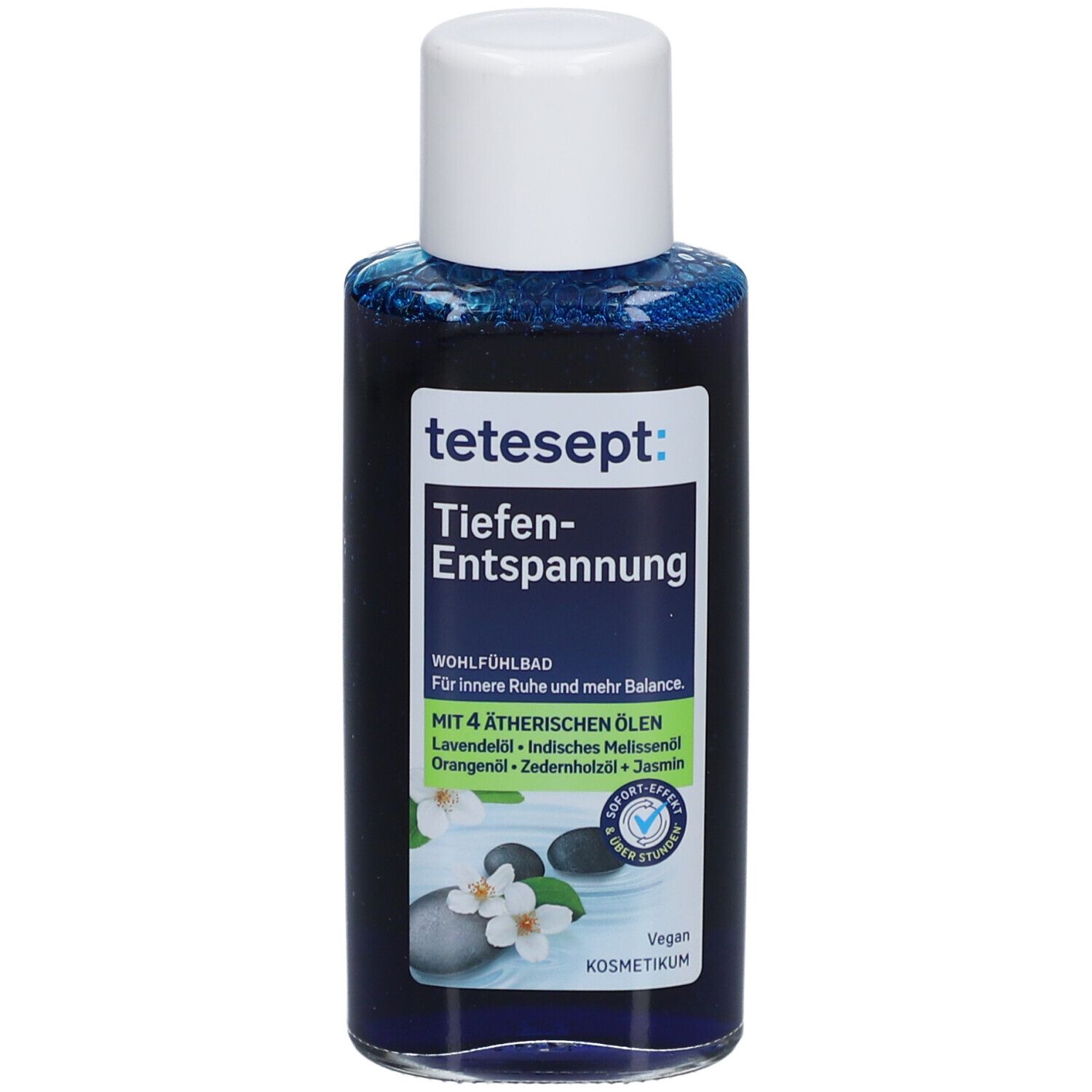 tetesept Tiefen-Entspannung. Flasche mit blauem Inhalt und weißem Deckel. Text: Tiefen-Entspannung, 4 ätherische Öle, Vegan.