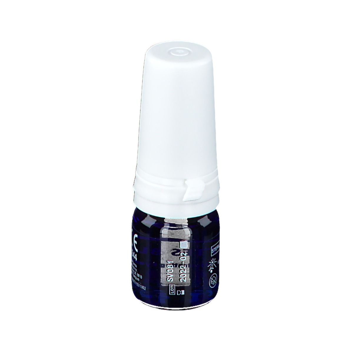 Augentropfen-Fläschchen mit weißem Verschluss. Aufschrift: Opticalmax, Gouttes Bleues, Sterile Hydrating Eye Lotion. Verfallsdatum.