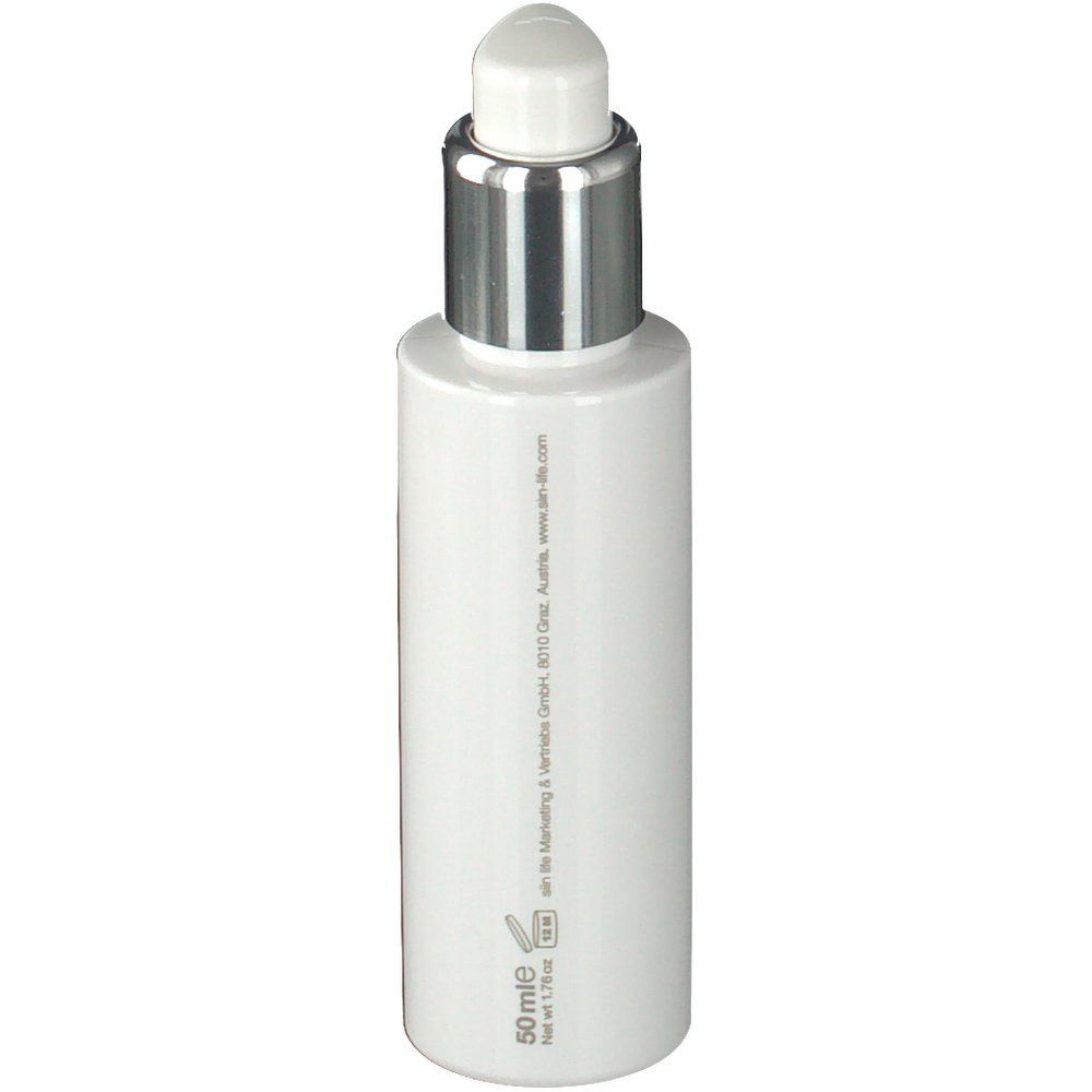 Weiße Flasche mit silbernem Pumpkopf. Aufschrift: 50 ml. Text: siin.