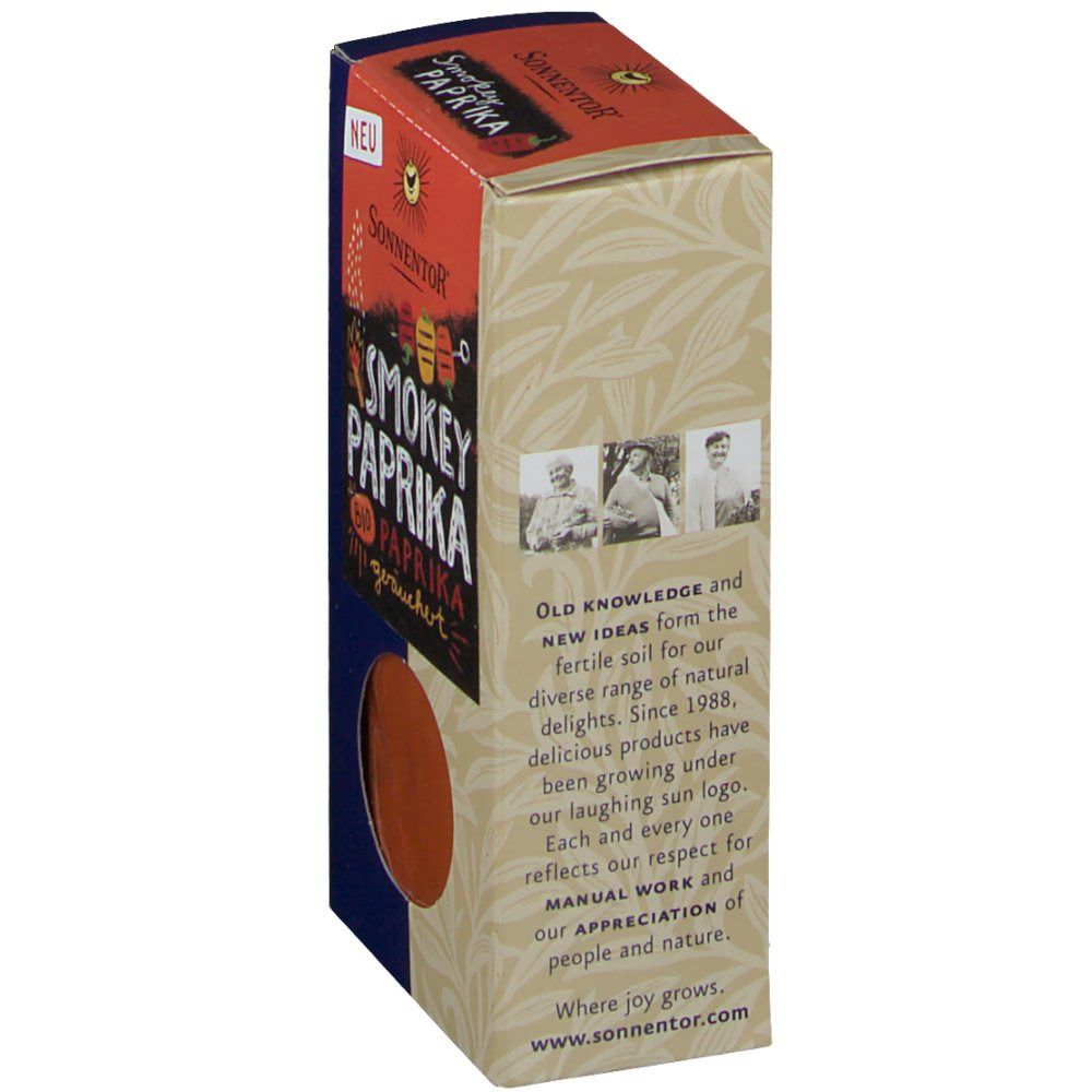 Schrägansicht der SonnentoR Smokey Paprika Verpackung. Sichtfenster mit Paprika. Text: Smokey Paprika, Logo, Text über Tradition und Qualität.