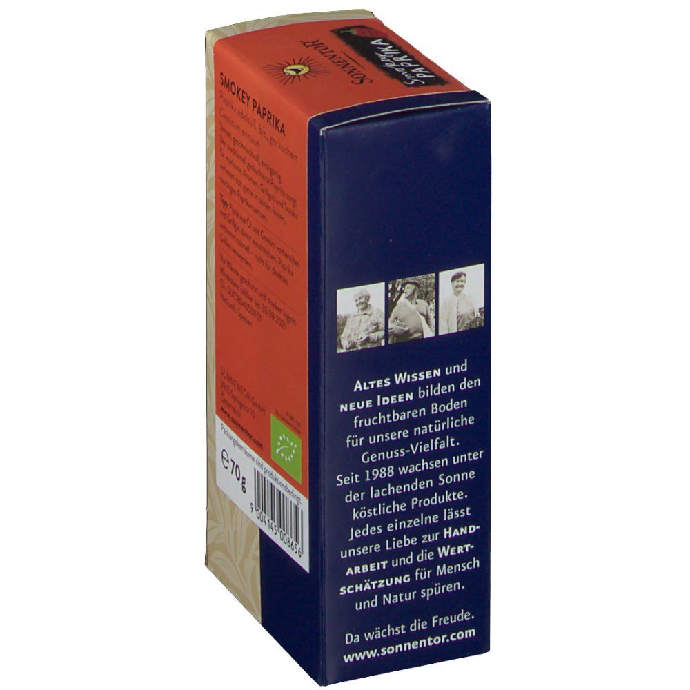 Schrägansicht der SonnentoR Smokey Paprika Verpackung. Text: Smokey Paprika, Text über Tradition und Qualität, Bio-Siegel, Gewicht 70g.