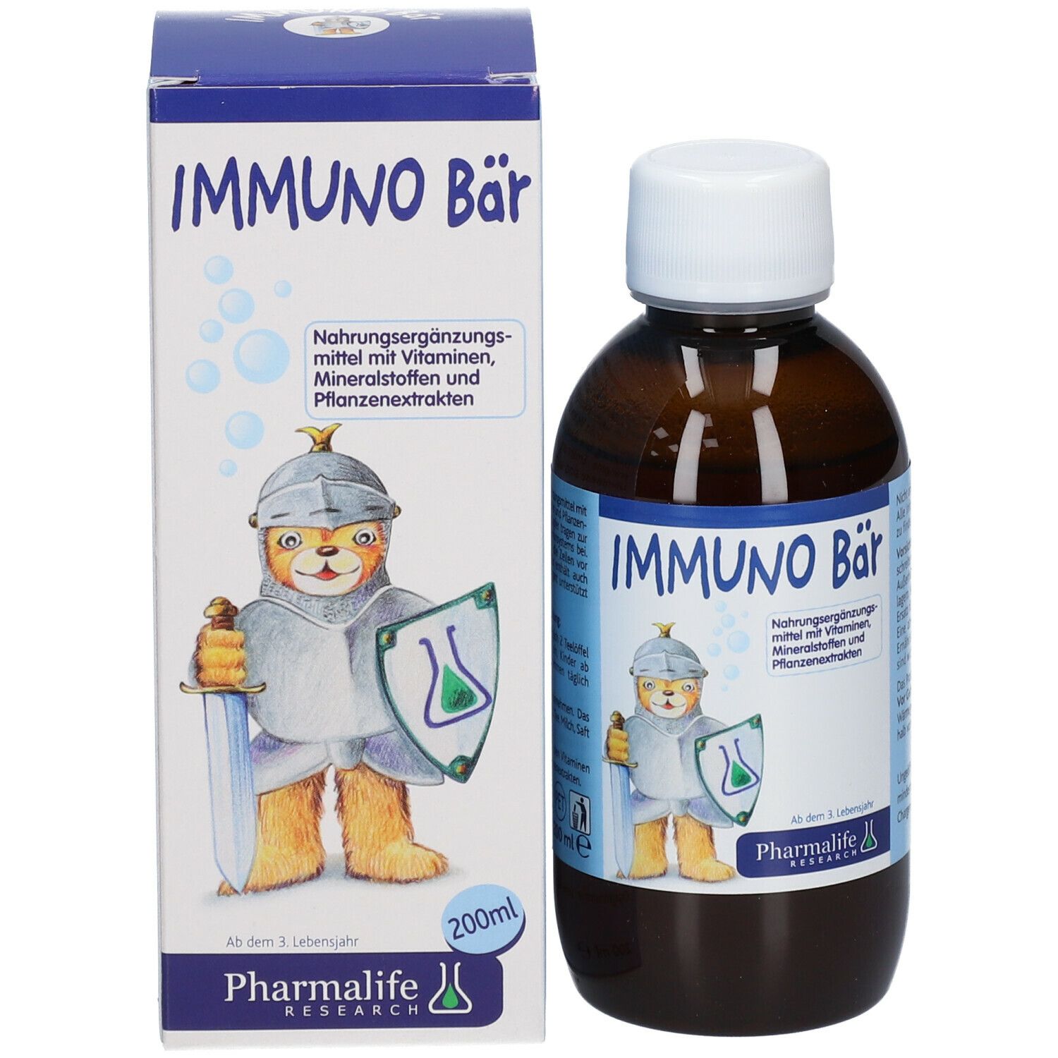 Produktverpackung mit Flasche. Aufschrift: IMMUNO Bär. Enthält Vitamine, Mineralstoffe und Pflanzenextrakte. Marke: Pharmlife Research. Volumen: 200 ml.