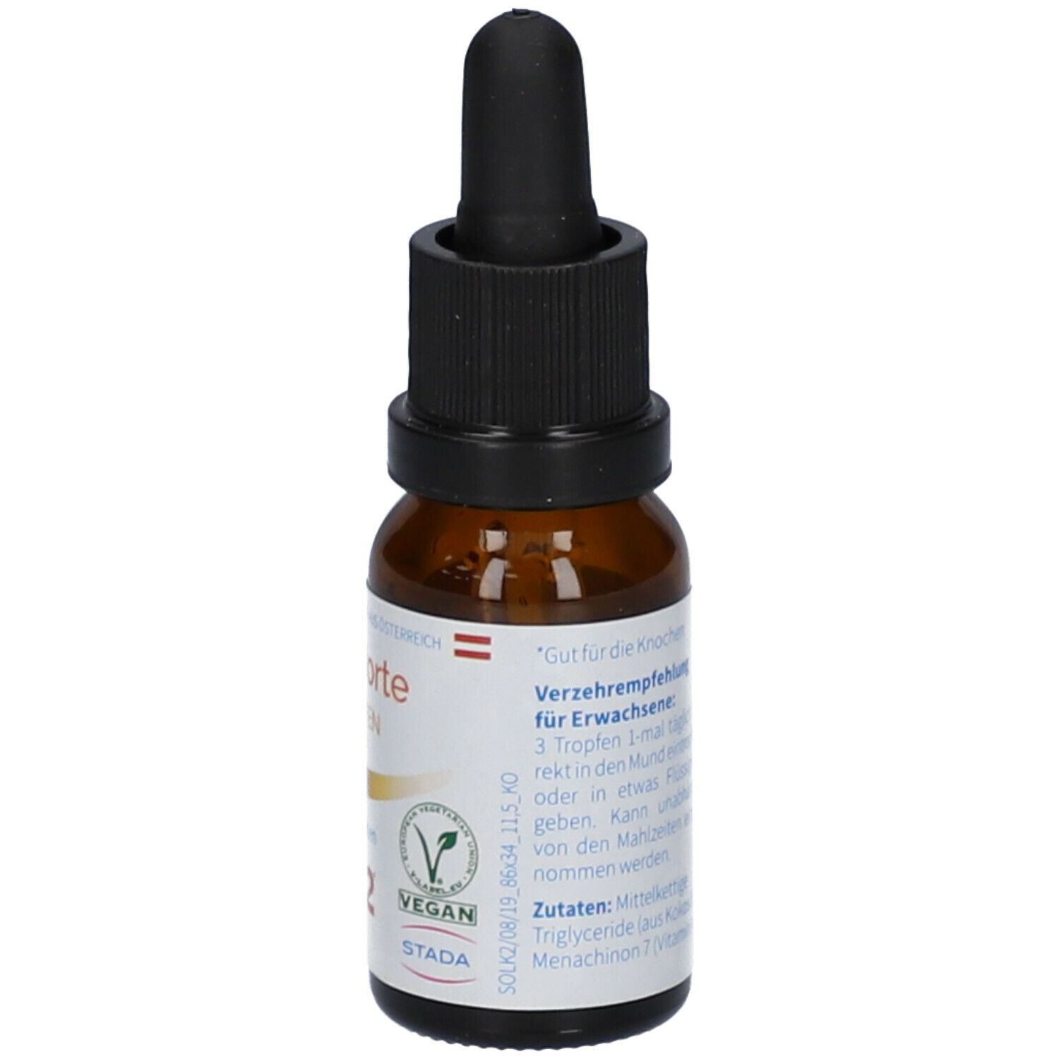 Braune Glasflasche mit schwarzem Tropfer. Aufschrift: Solarvit K2 forte Tropfen. Vegan-Siegel. Dosierungshinweis.