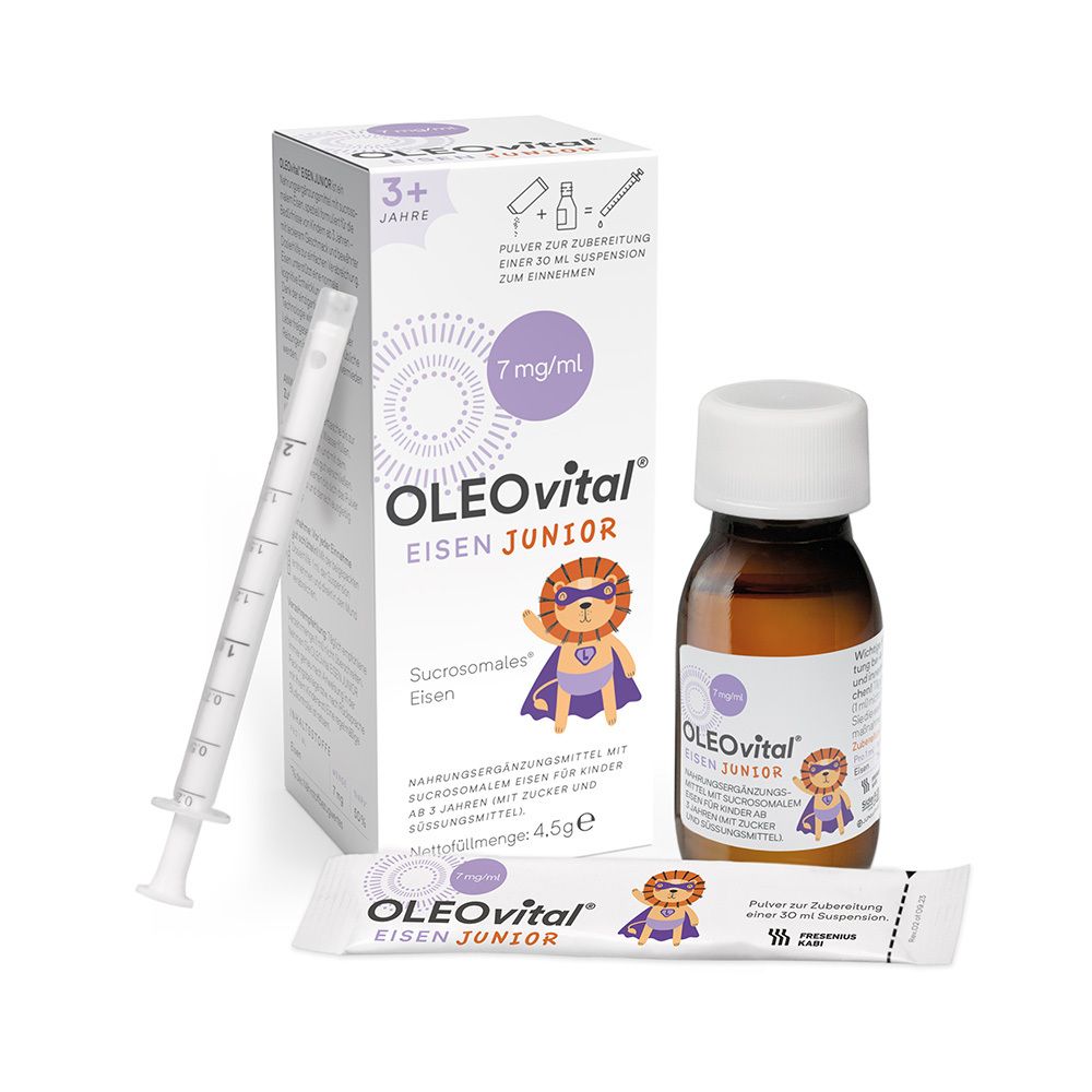OLEOvital Eisen Junior-Packung mit Flasche, Pulverbeutel und Spritze. Enthält 7 mg/ml. Sucrosomales Eisen. Mit Löwen-Illustration.