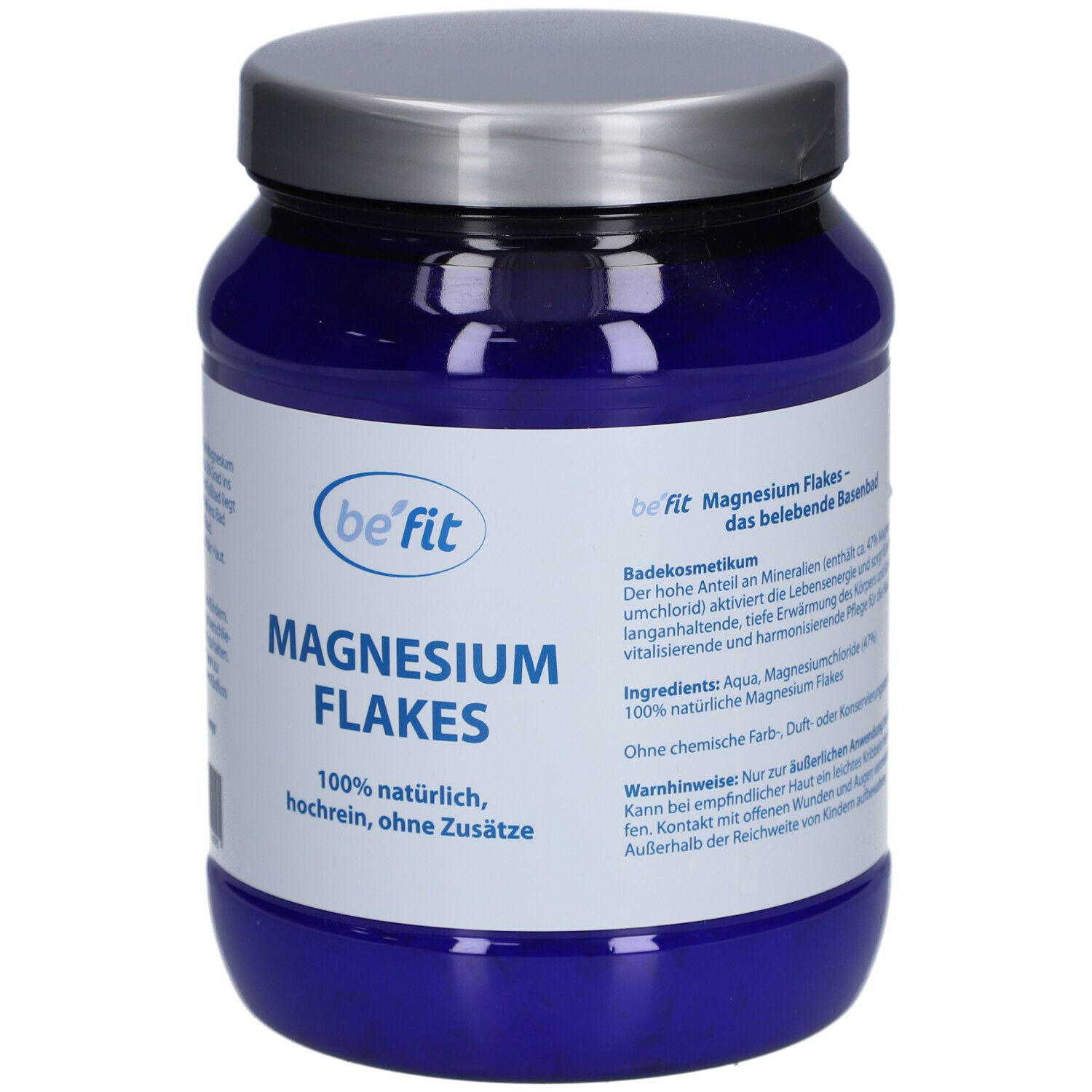 Blaue Dose mit silbernem Deckel. Vorderseite mit Text und weißem Etikett. Aufschrift: Magnesium Flakes, 100% natürlich, ohne Zusätze. Marke: be fit.