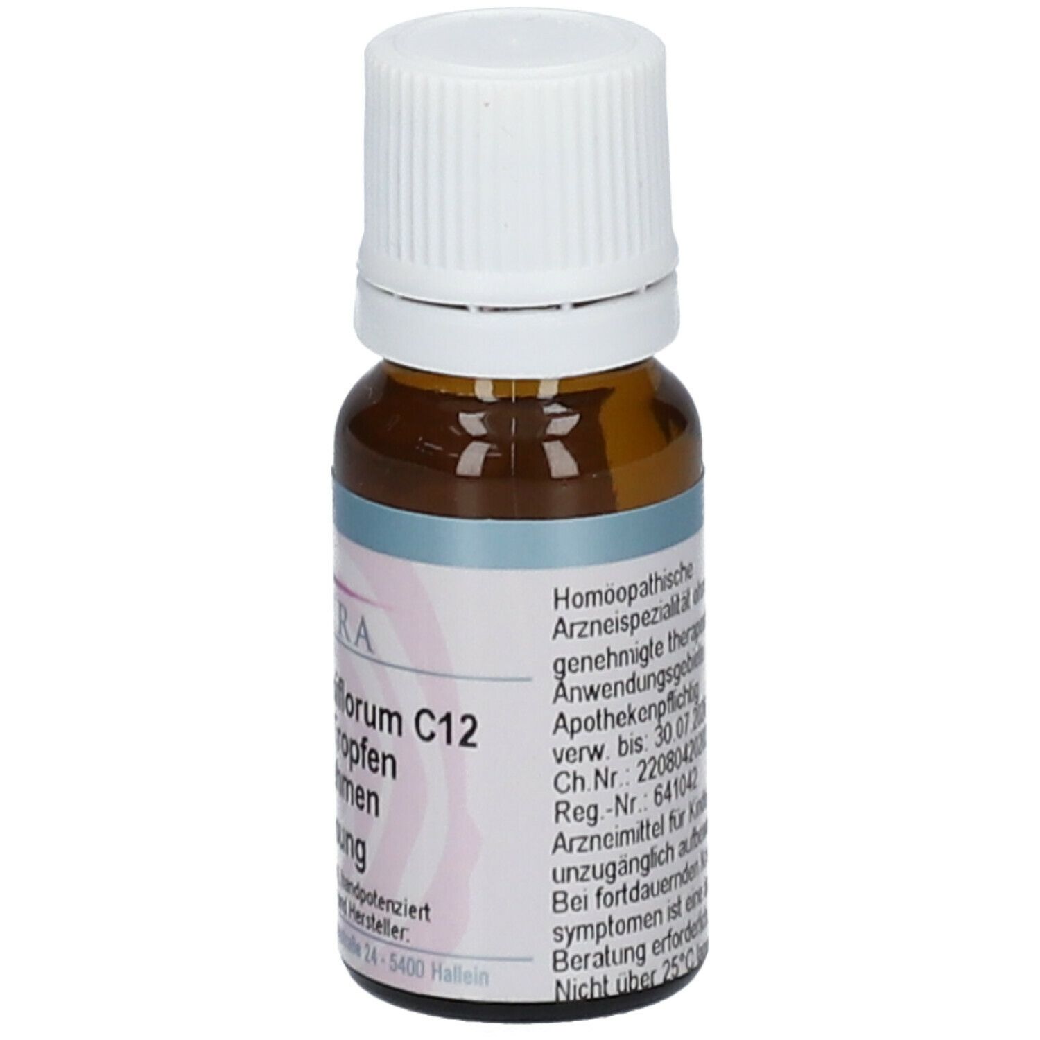Braune Glasflasche mit weißem Deckel. Etikett mit Text. Homöopathisches Arzneimittel. Haltbarkeit bis 30.07.2026.