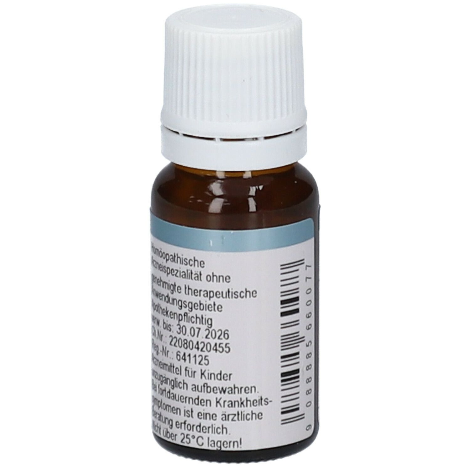 Braune Glasflasche mit weißem Deckel. Etikett mit Produktinformationen, Verfallsdatum und Chargennummer. Homöopathisches Arzneimittel.