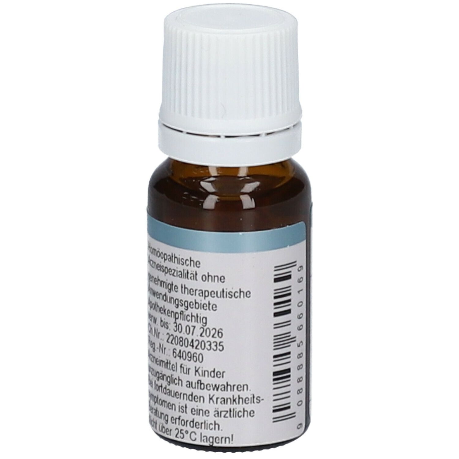 Braune Glasflasche mit weißem Verschluss. Etikett mit Produktinformationen und Verfallsdatum. 10 ml Lösung.