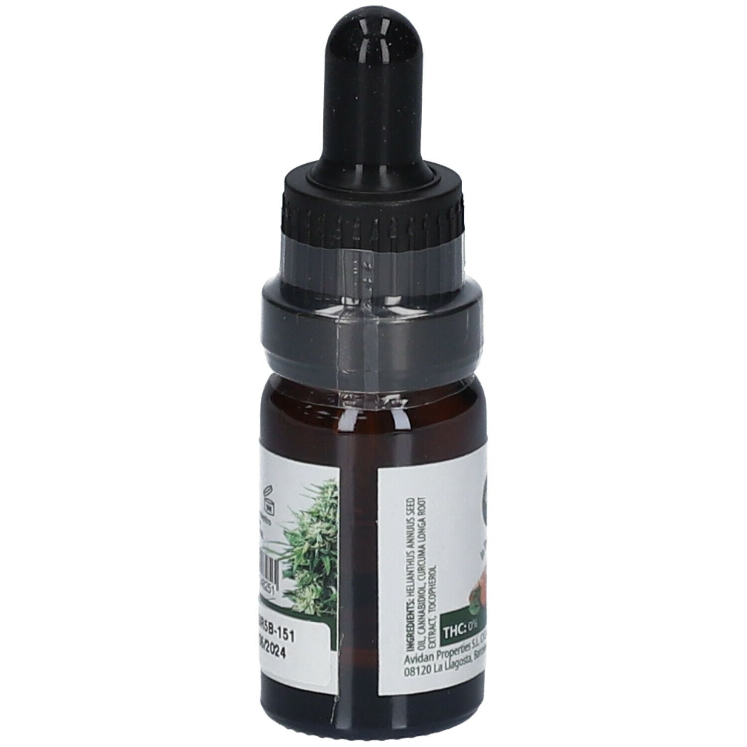 Braune Glasflasche mit schwarzem Verschluss und Pipette. Etikett mit Inhaltsstoffen, CBD Sativa Oil, und einem grünen Blatt.