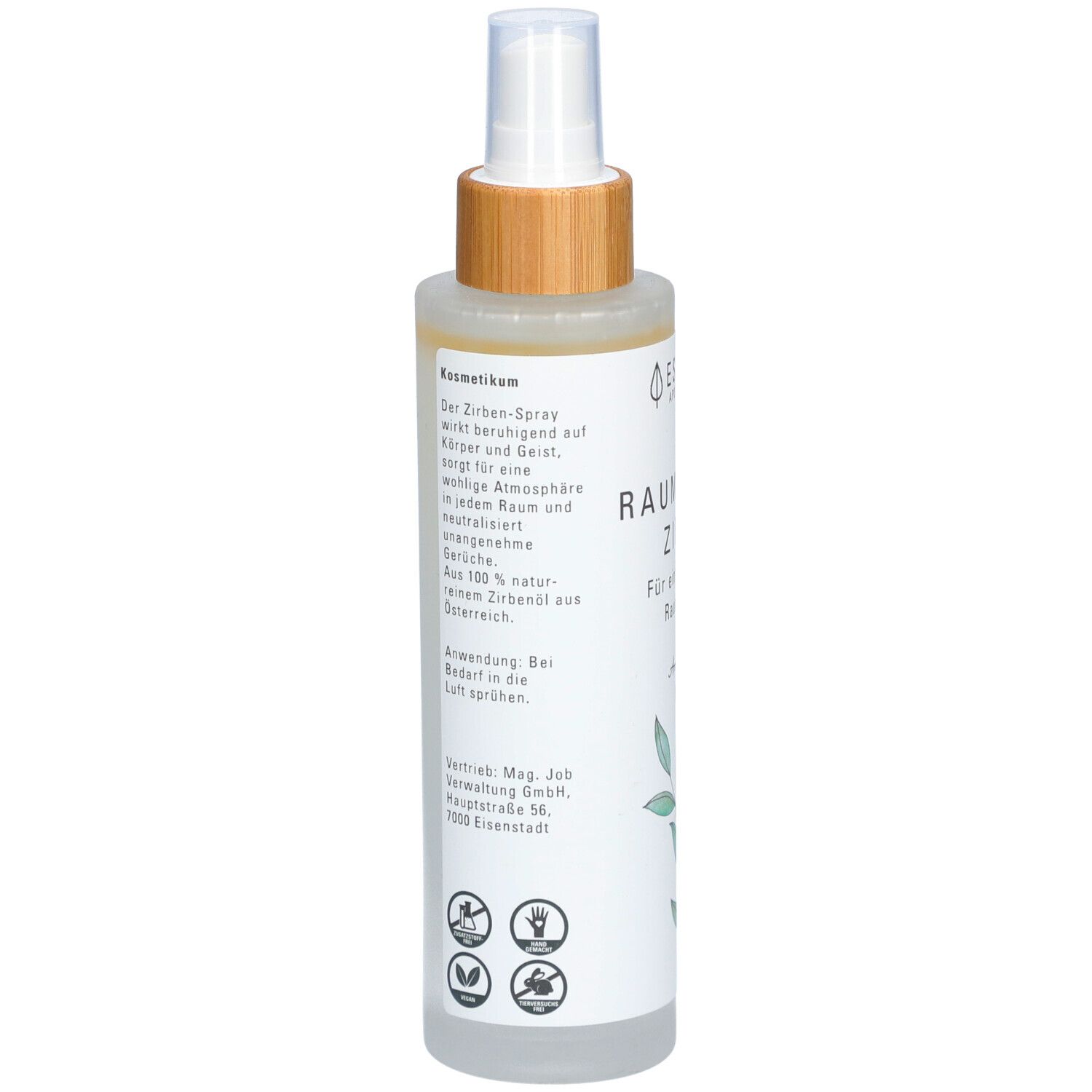 Rückansicht der Sprühflasche. Text auf weißem Etikett. Enthält Informationen über die Inhaltsstoffe und Hersteller. Mit Holz- und Kunststoffverschluss.