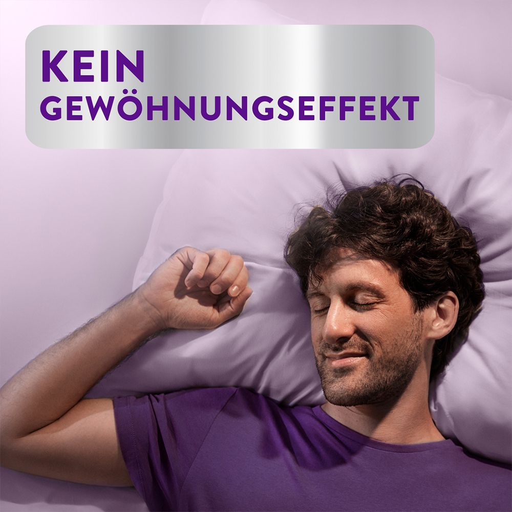 Mann im Bett. Text: Kein Gewöhnungseffekt. Hintergrund: Lila.