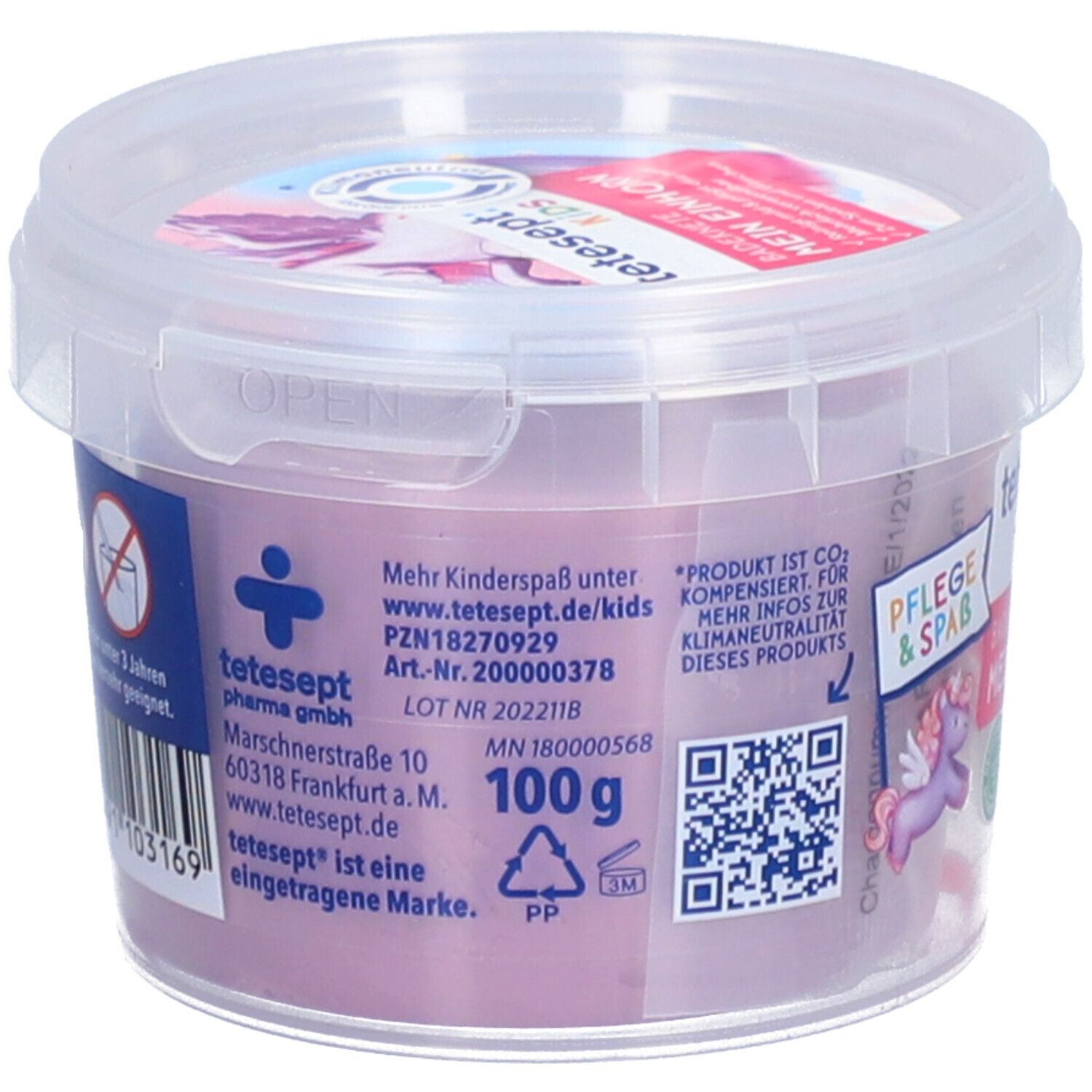 Transparenter Behälter mit Badeknete. Auf der Seite sind Informationen wie Hersteller, Artikelnummer und Gewicht (100g) angegeben.