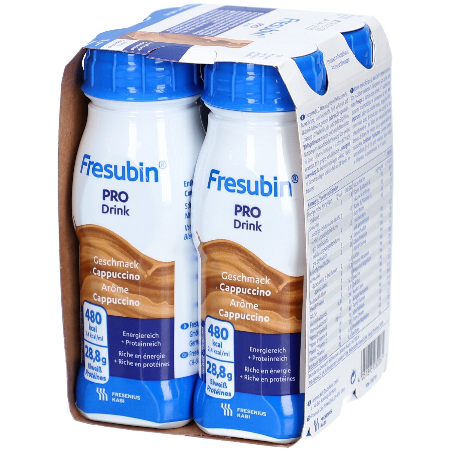 Zwei Flaschen Fresubin Pro Drink Cappuccino in einer Verpackung. Aufdrucke: Geschmack, energiereich, proteinreich.