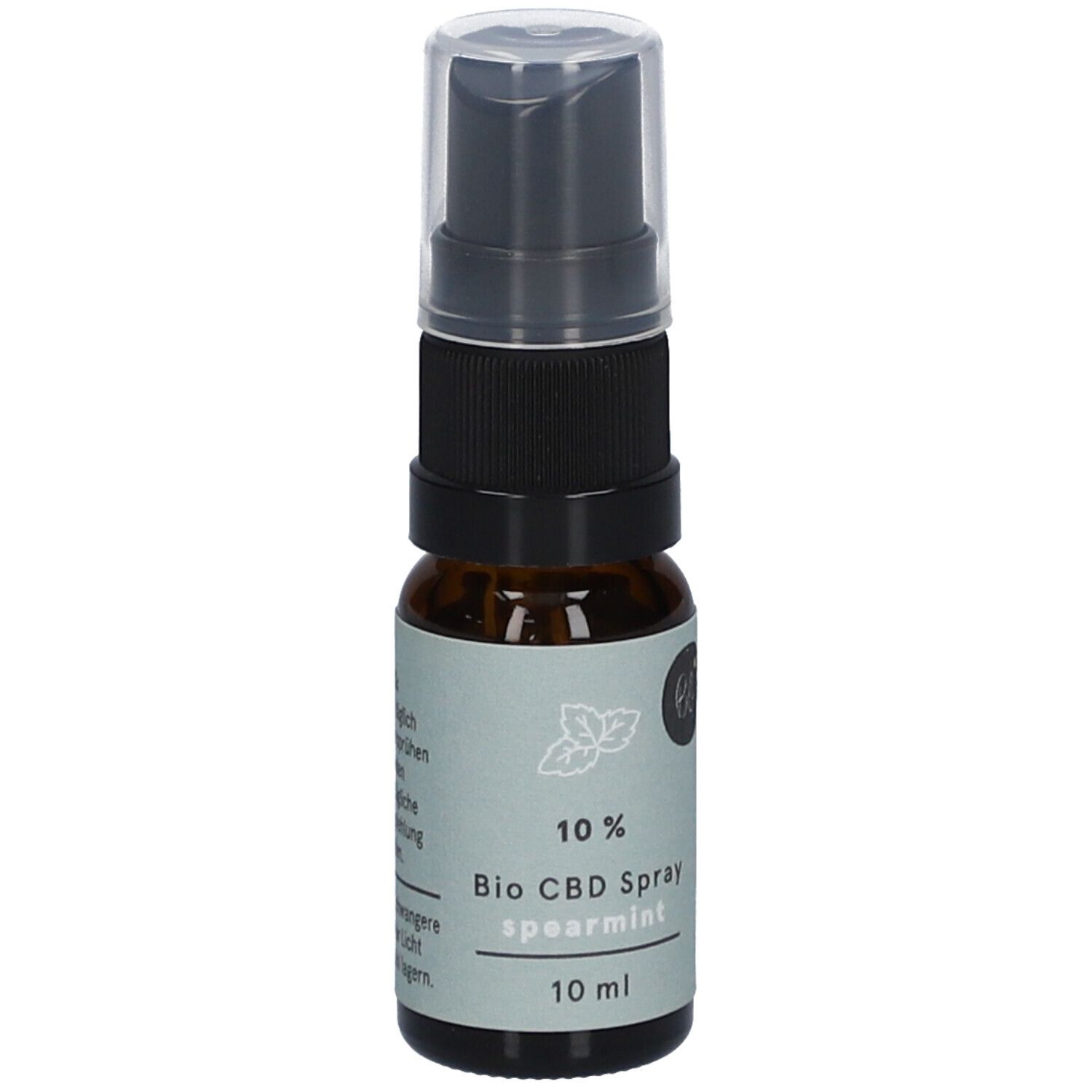 Braunglas-Sprayflasche mit schwarzem Sprühkopf und klarer Kappe. Aufkleber mit Text: 10% Bio CBD Spray Spearmint, 10 ml. Logo.