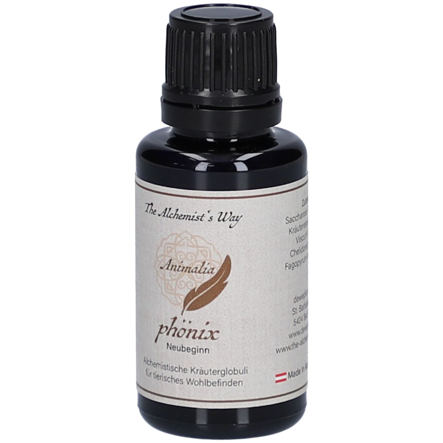 Braune Glasflasche mit schwarzem Deckel. Etikett mit "The Alchemist's Way", "Animalia phönix Neubeginn". Herkunftsland: Österreich.