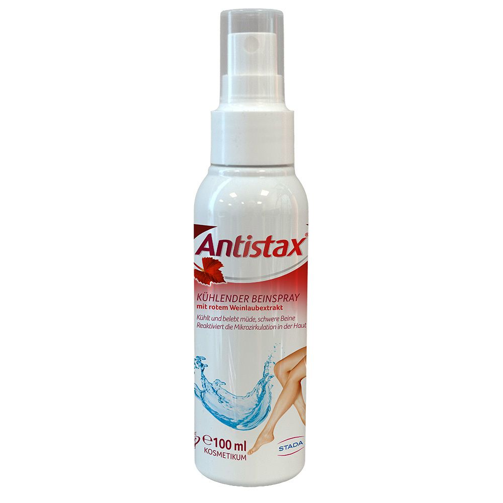 Weiße Sprühflasche Antistax Beinspray mit rotem Etikett und Abbildung von Beinen in Wasserspritzern.