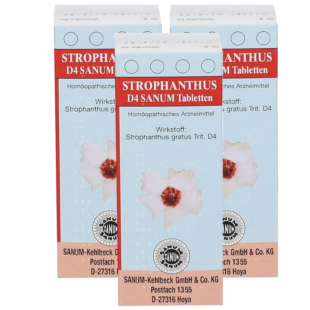 Drei Schachteln mit der Aufschrift STROPHANTHUS D4 SANUM Tabletten. Auf jeder Schachtel ist eine Blüte abgebildet. Der Markenname SANUM ist sichtbar.