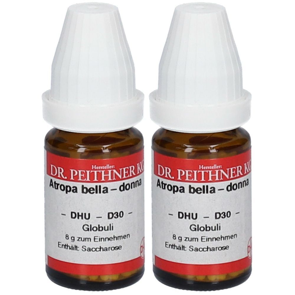 Zwei braune Glasflaschen mit weißen Deckeln. Aufschrift: DR. PEITHNER Atropa bella-donna, DHU D30 Globuli.