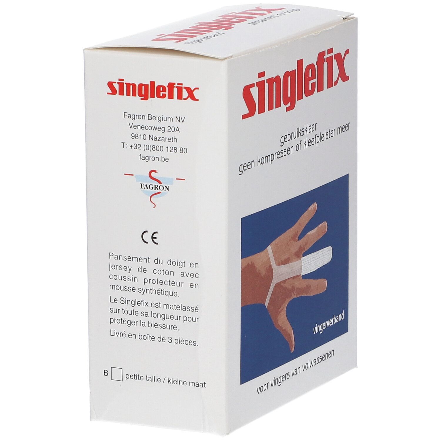 Boîte de Singlefix. Inscription "Singlefix", illustration d'une main avec pansement doigt. Textes en français et néerlandais. Marque CE.