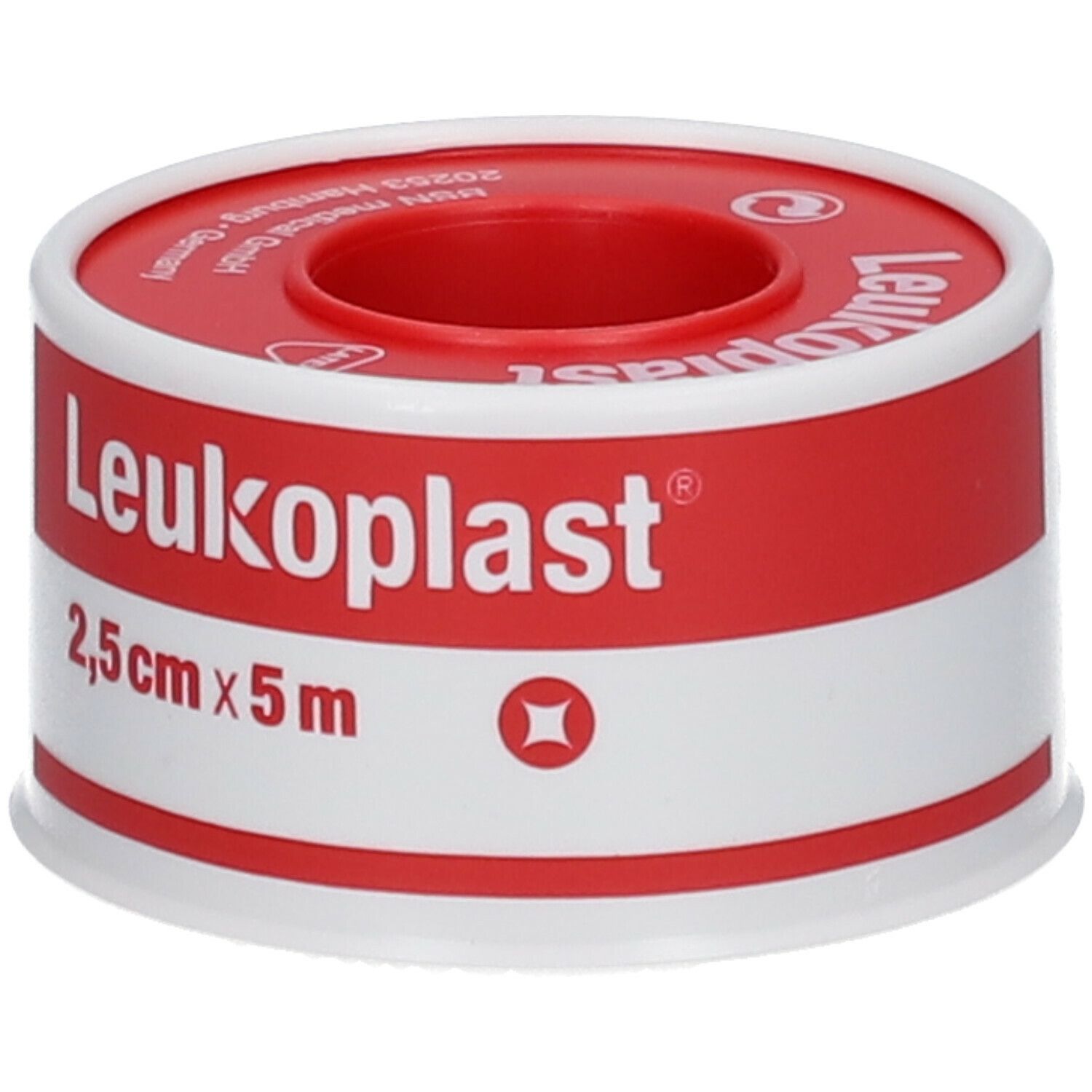 Rouleau de pansement Leukoplast, 2,5 cm x 5 m. Emballage rouge et blanc. Nom et dimensions visibles.