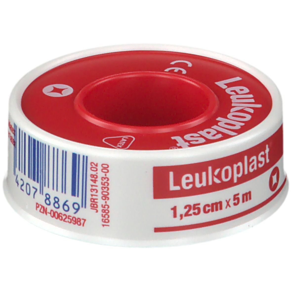 Rouleau de pansement rouge et blanc. Inscription : Leukoplast, 1,25 cm x 5 m. Avec marquage CE et code-barres.