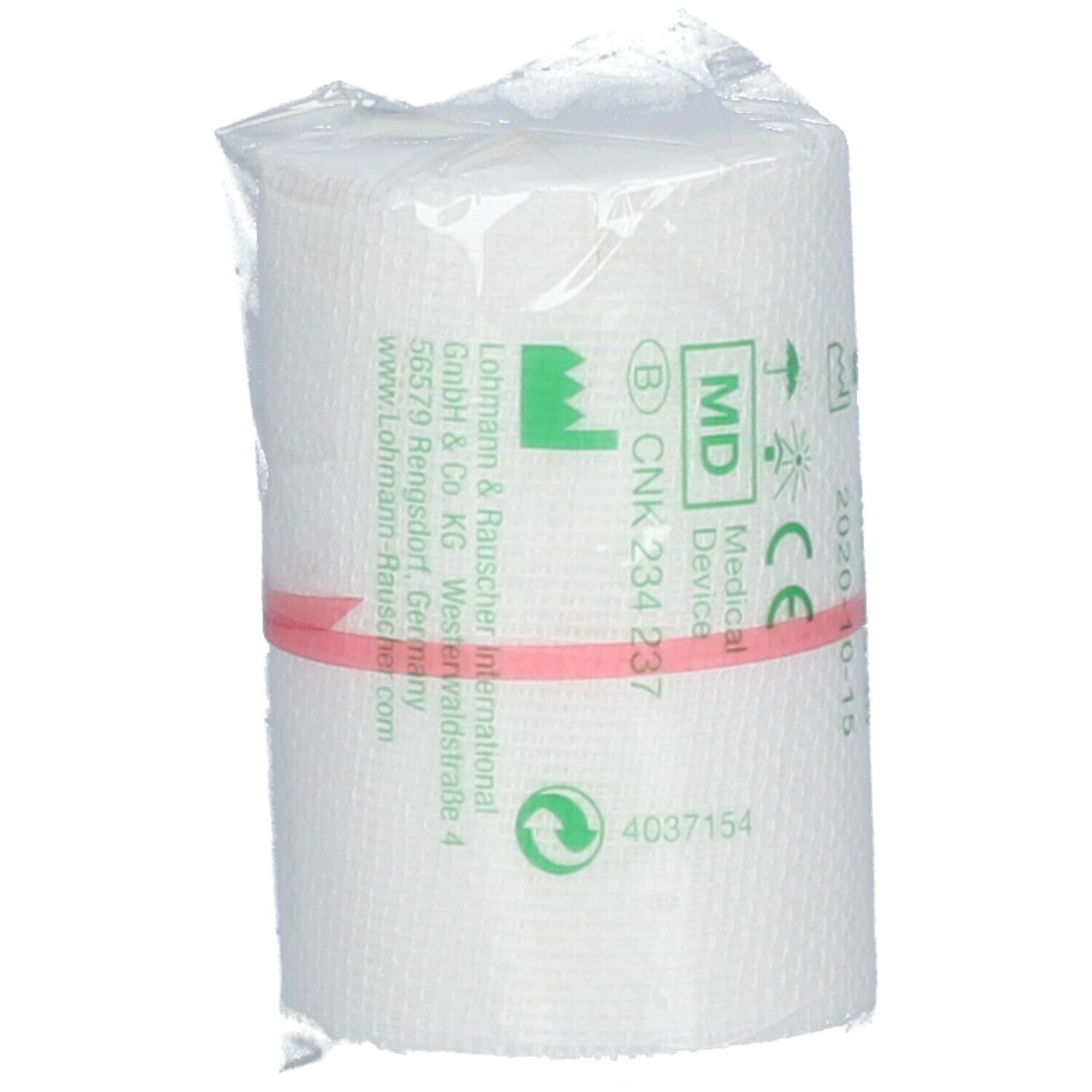 Rouleau de bandage blanc, emballé dans du film plastique. Inscription : MD, CNK 234 237. Anneau en caoutchouc rouge. Dispositif médical.