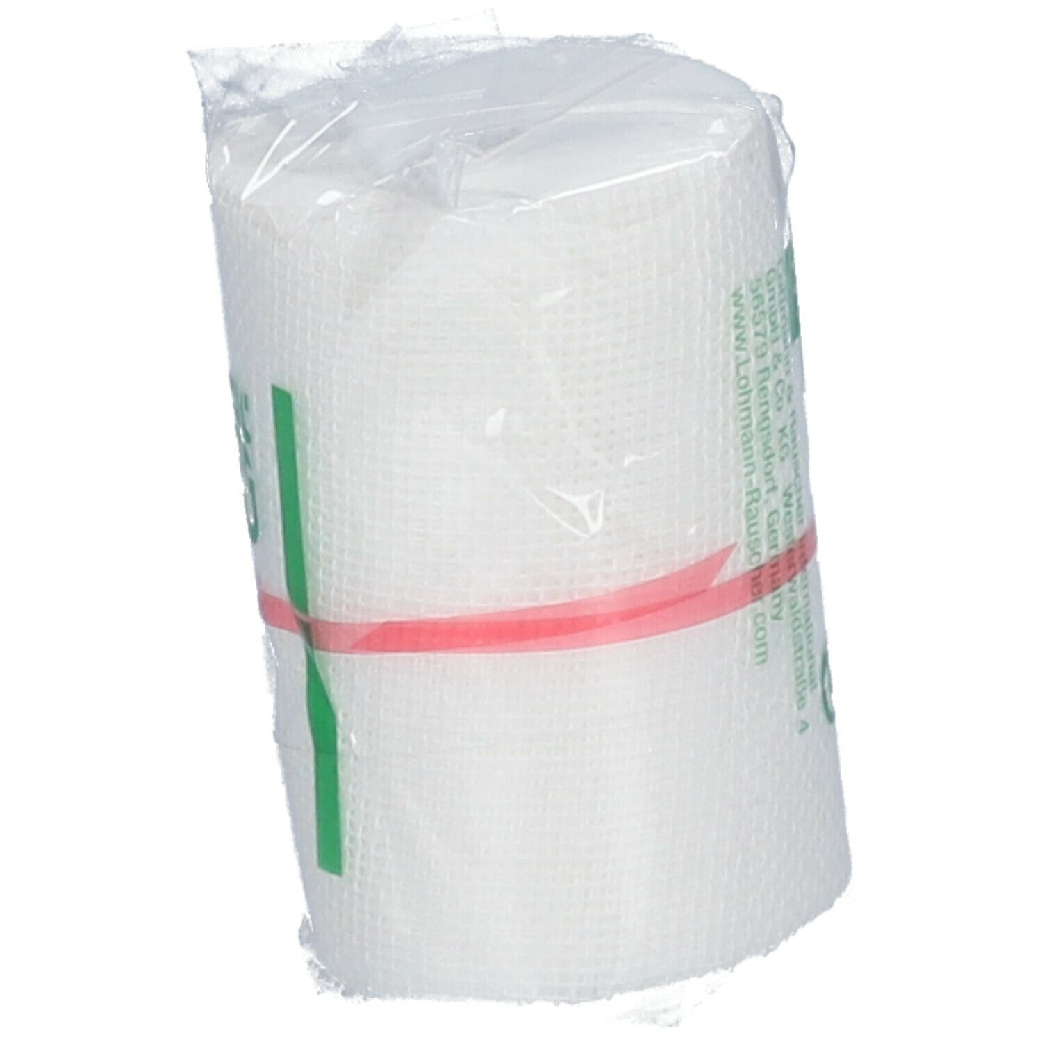Rouleau de bandage blanc, emballé dans du film plastique. Inscription : Cambric L, 5 cm x 5 m. Anneau en caoutchouc rouge.
