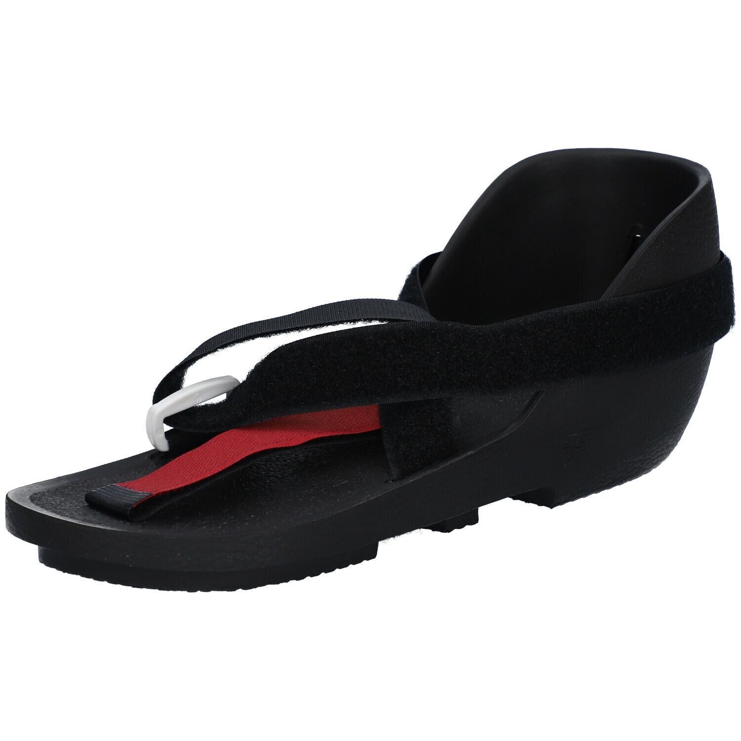 Shoecast noir, vue latérale. Sangles velcro. Insert rouge. Semelle profilée.