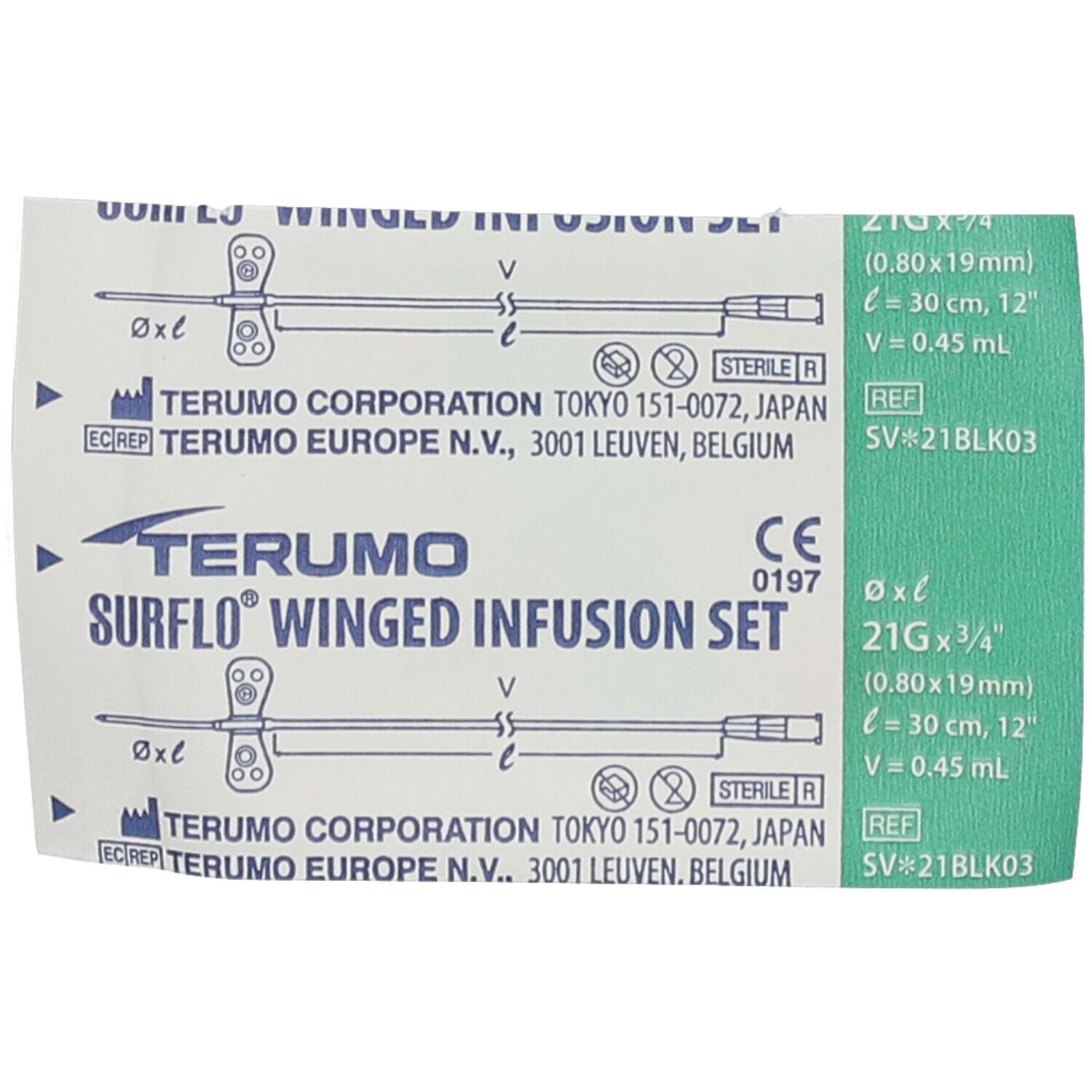 Emballage avec deux sets d'infusion à ailettes. Texte : TERUMO SURFLO WINGED INFUSION SET. Détails de taille et de volume.
